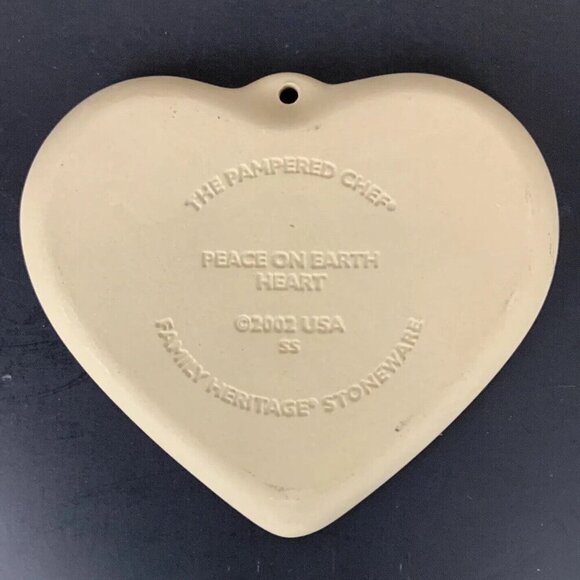 The Pampered Chef Heart-Shaped Stoneware Cookie Mold Lot Of 4 Family Heritage - Picture 10 of 10